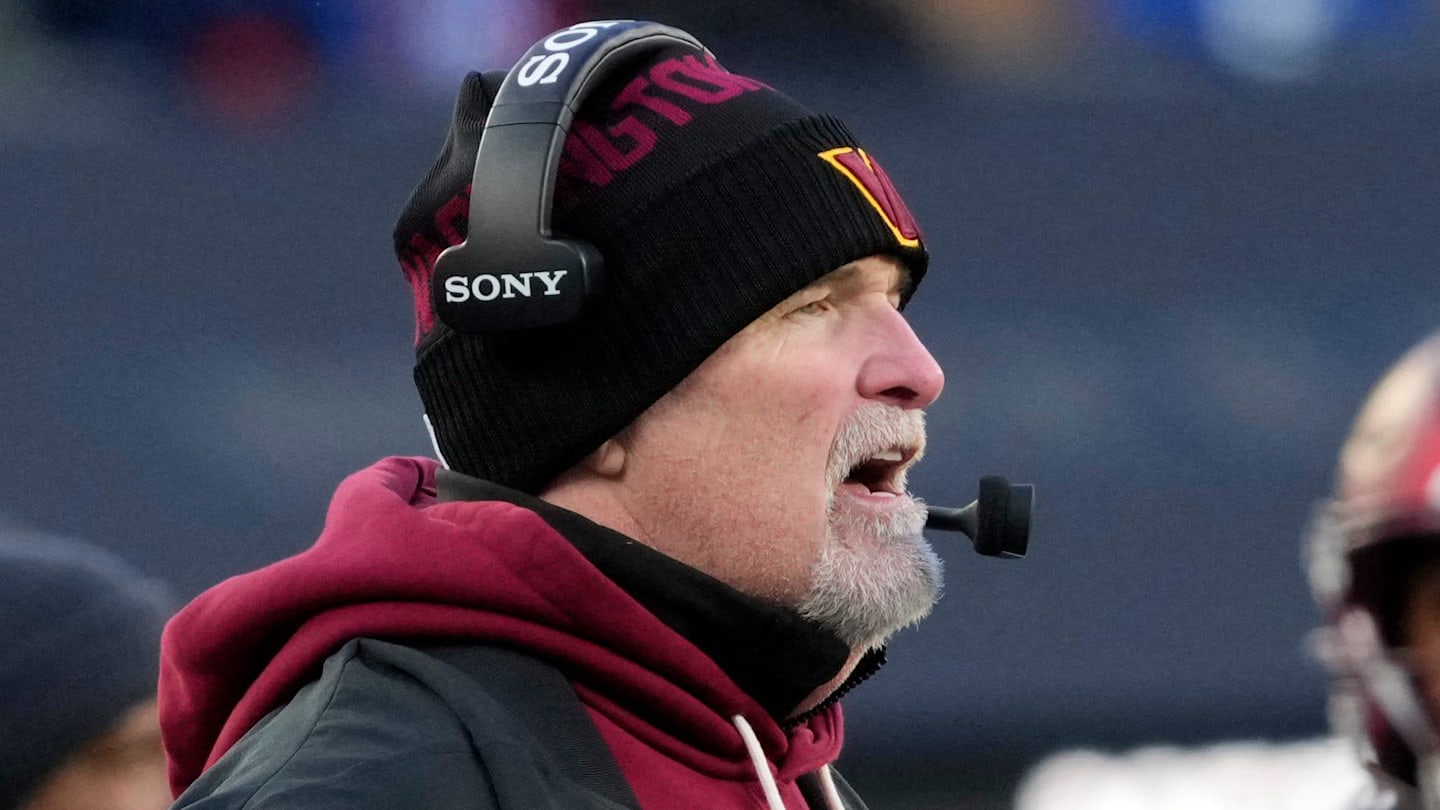 Washington Commanders head coach Dan Quinn