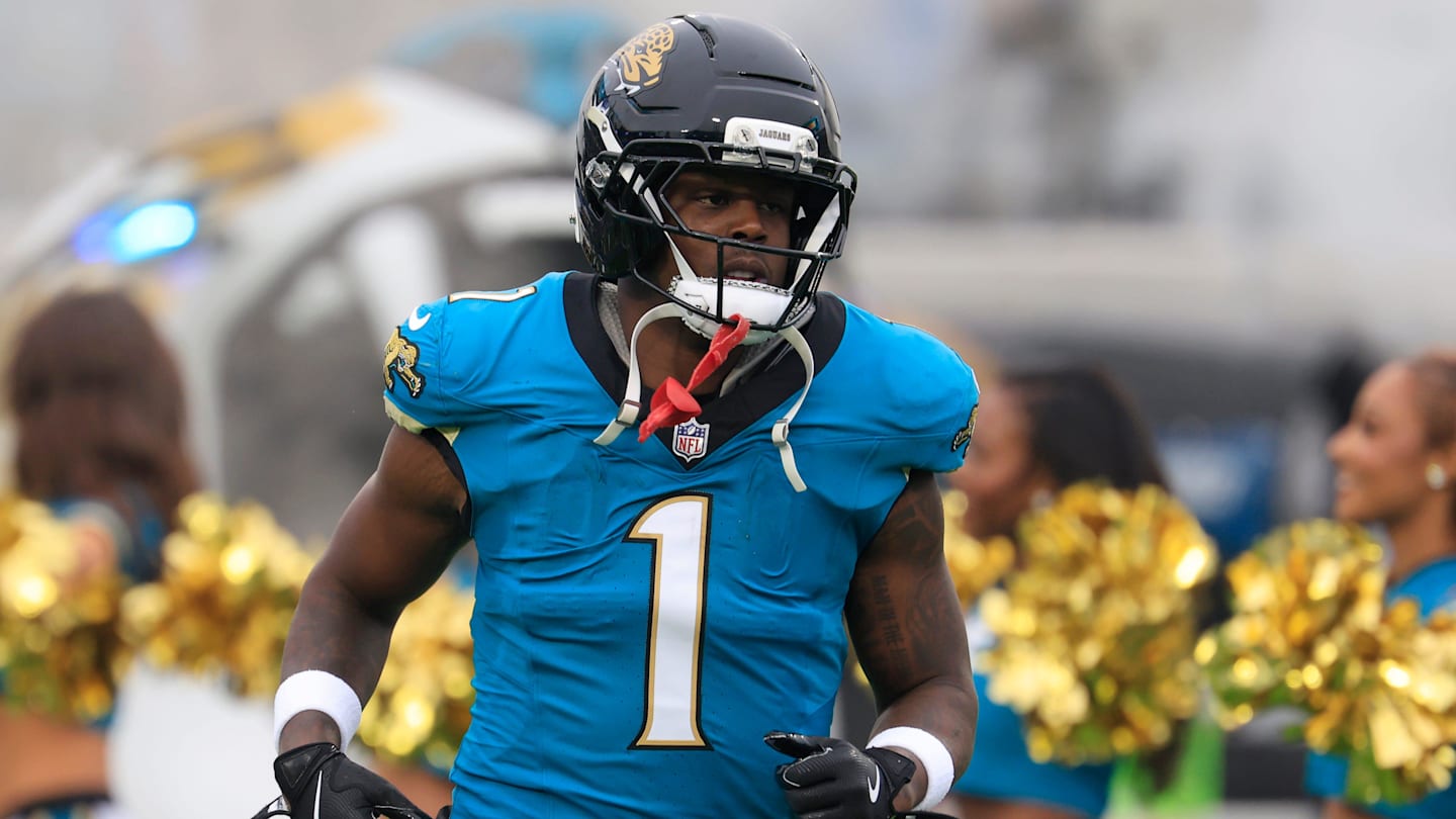 Jaguars' Etienne Linked to Competing AFC Contender Ahead of Free Agency
