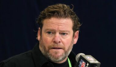 Steelers RB Makes Sense For Seahawks to Sign in Free Agency