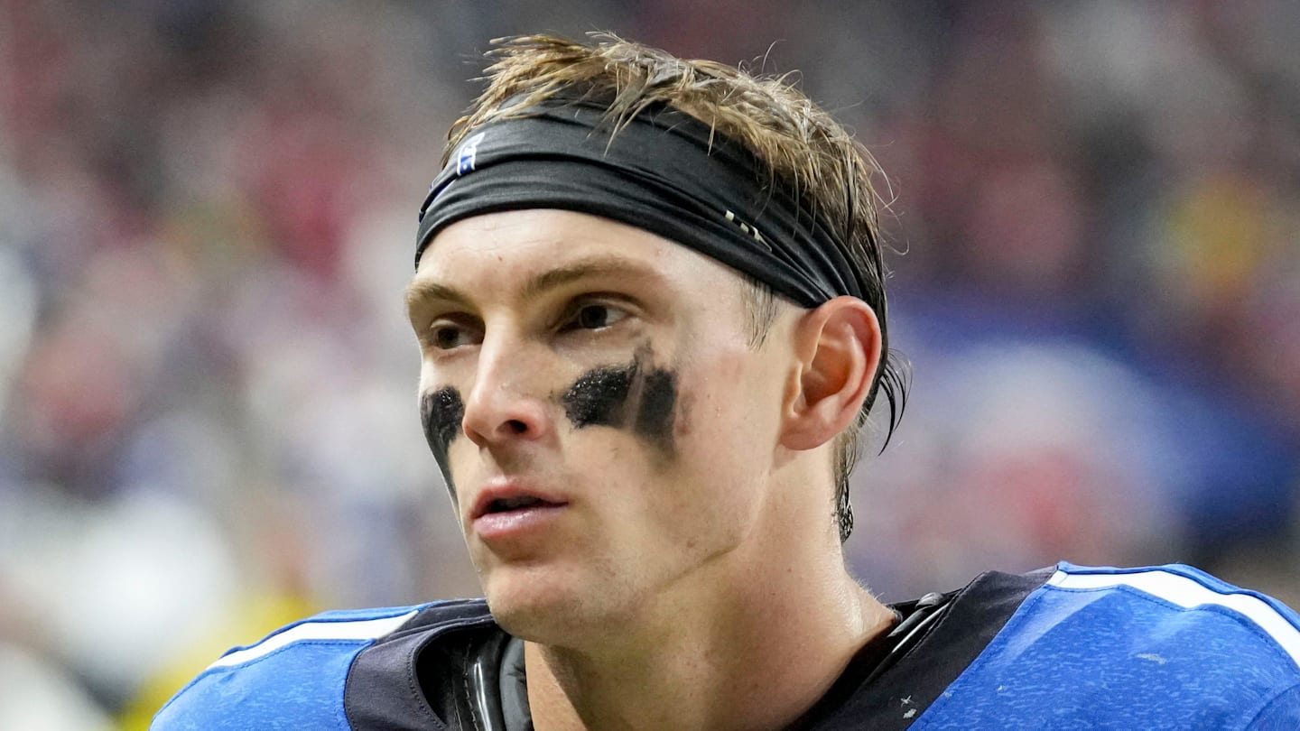 Indianapolis Colts wide receiver Alec Pierce (14) leaves the field Monday, Dec. 22, 2025, after losing a game against the San Francisco 49ers at Lucas Oil Stadium in Indianapolis.