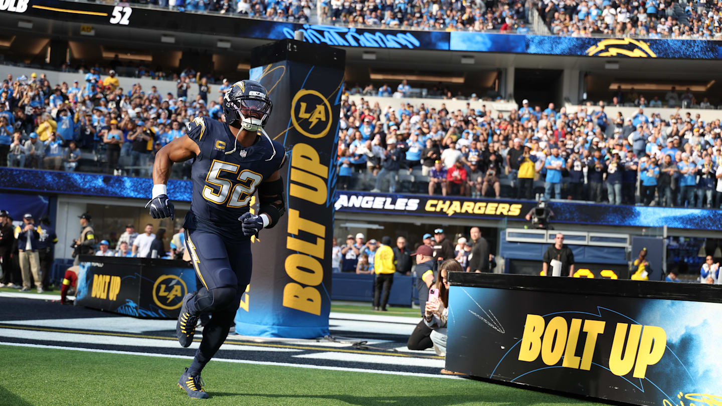 Oct 23, 2025; Inglewood, California, USA;  Los Angeles Chargers outside linebacker Khalil MacK (52) as he leaves the field following the game against the Minnesota Vikings at SoFi Stadium. Mandatory Credit: Jayne Kamin-Oncea-Imagn Images