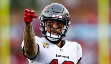 Tampa Bay Buccaneers wide receiver Mike Evans (13)
