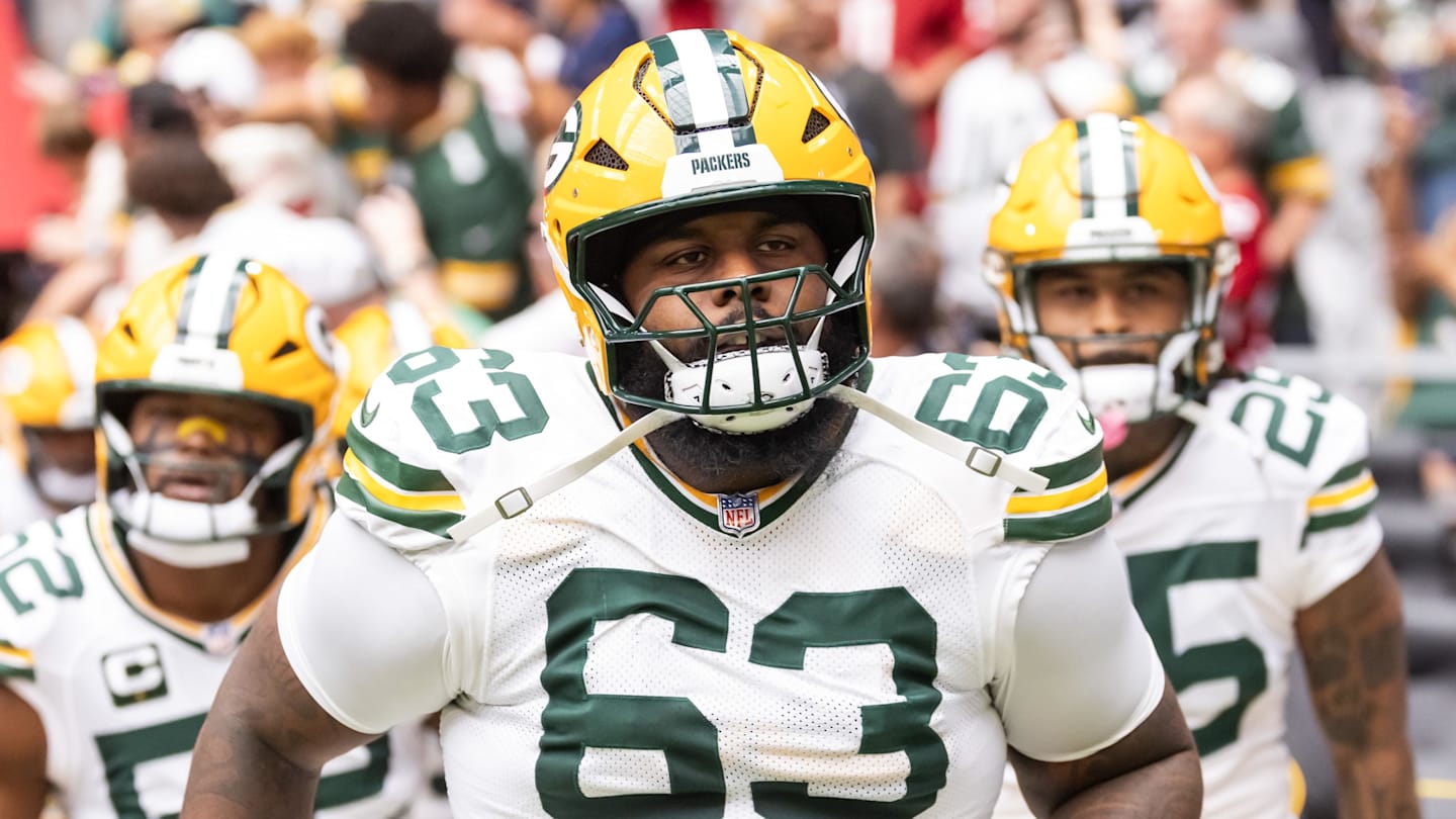 Oct 19, 2025; Glendale, Arizona, USA; Green Bay Packers tackle Rasheed Walker (63) against the Arizona Cardinals at State Farm Stadium. Mandatory Credit: Mark J. Rebilas-Imagn Images