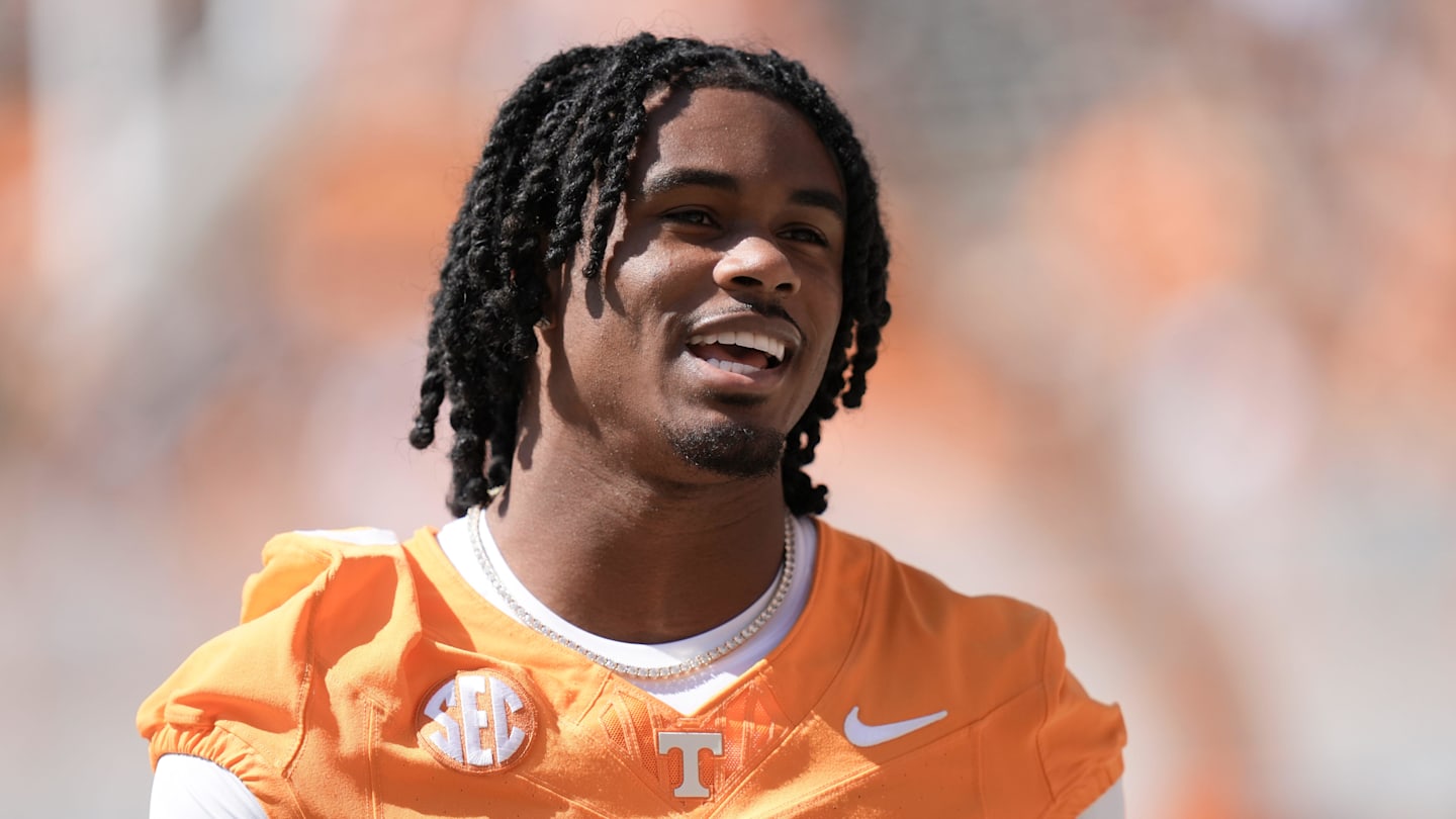 Tennessee defensive back Jermod McCoy