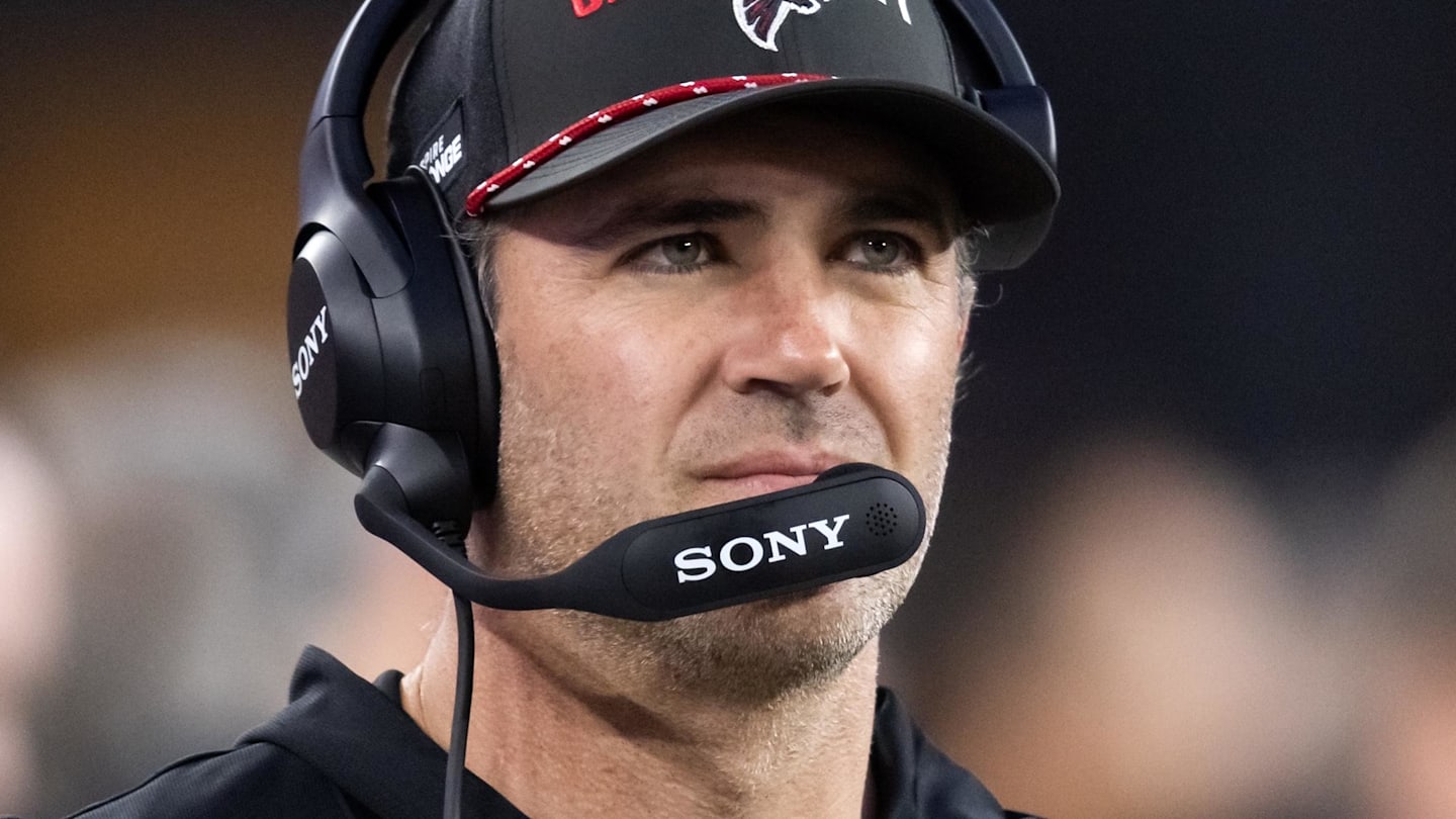 Dec 21, 2025; Glendale, Arizona, USA; Atlanta Falcons offensive coordinator Zac Robinson against the Arizona Cardinals at State Farm Stadium. Mandatory Credit: Mark J. Rebilas-Imagn Images