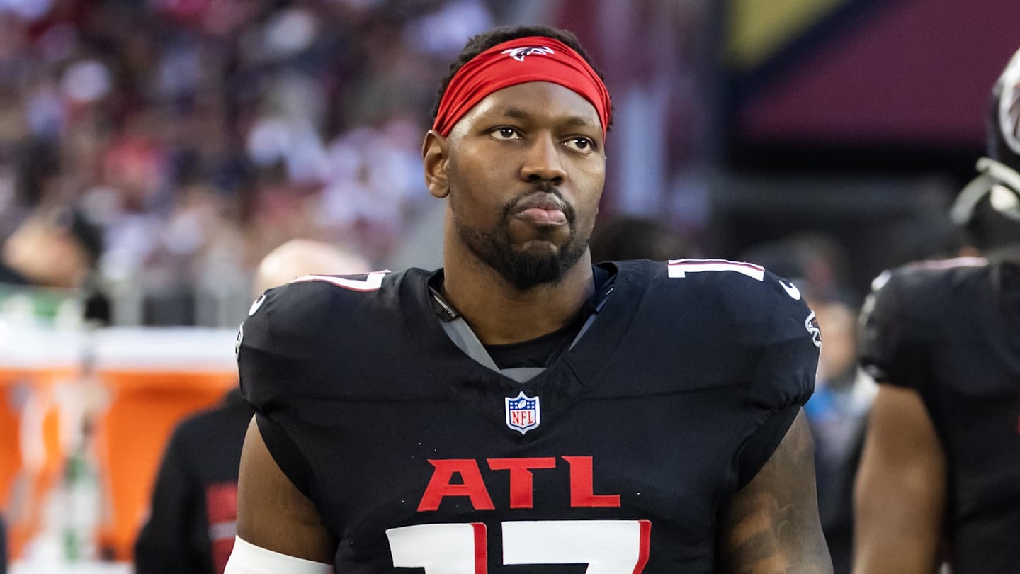 Atlanta Falcons - Linebacker Arnold Ebiketie