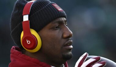 Washington Commanders wide receiver Deebo Samuel Sr.