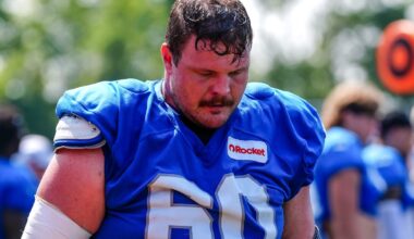Detroit Lions OL Graham Glasgow walks off the field at the end of the joint practice with the Miami Dolphins at the Lions headquarters and training facility in Allen Park, Thursday, Aug. 14 2025