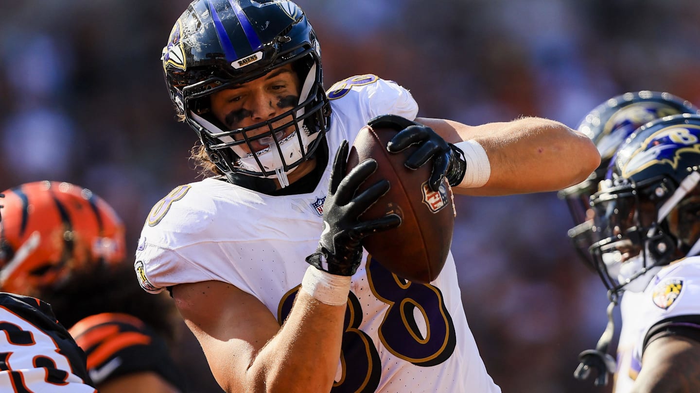 Baltimore Ravens tight end Charlie Kolar