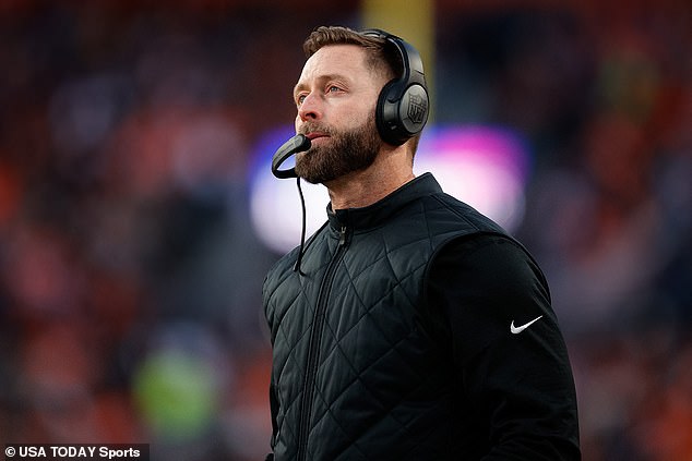 Kingsbury previously spent four years as the head coach of the Arizona Cardinals