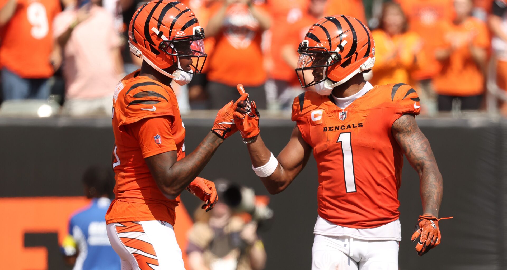 Bengals Star Wide Receivers Ja'Marr Chase & Tee Higgins Have a New Coach