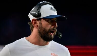 Broncos promote QB coach Davis Webb to OC position