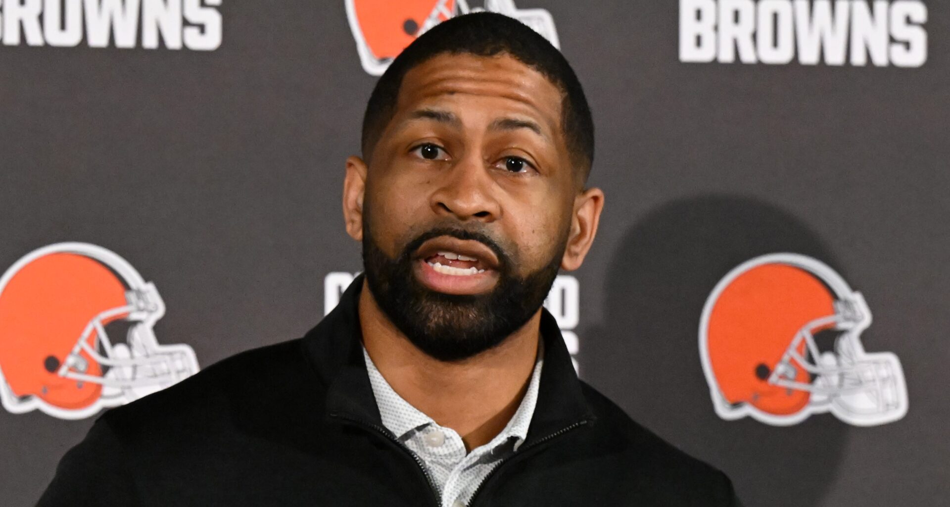 Browns Shade Jim Schwartz as Monken Introduced