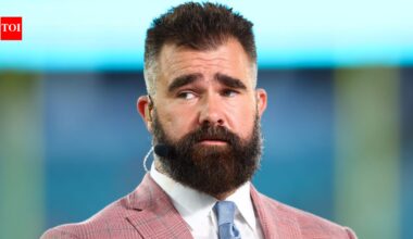 Jason Kelce breaks down what Sean Mannion hiring really means for Philadelphia Eagles offense after frustrating season | NFL News