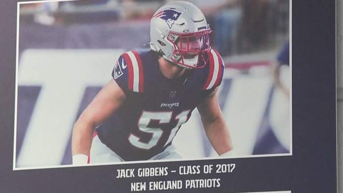 New England Patriots linebacker Jack Gibbens makes history for Smithson Valley Rangers