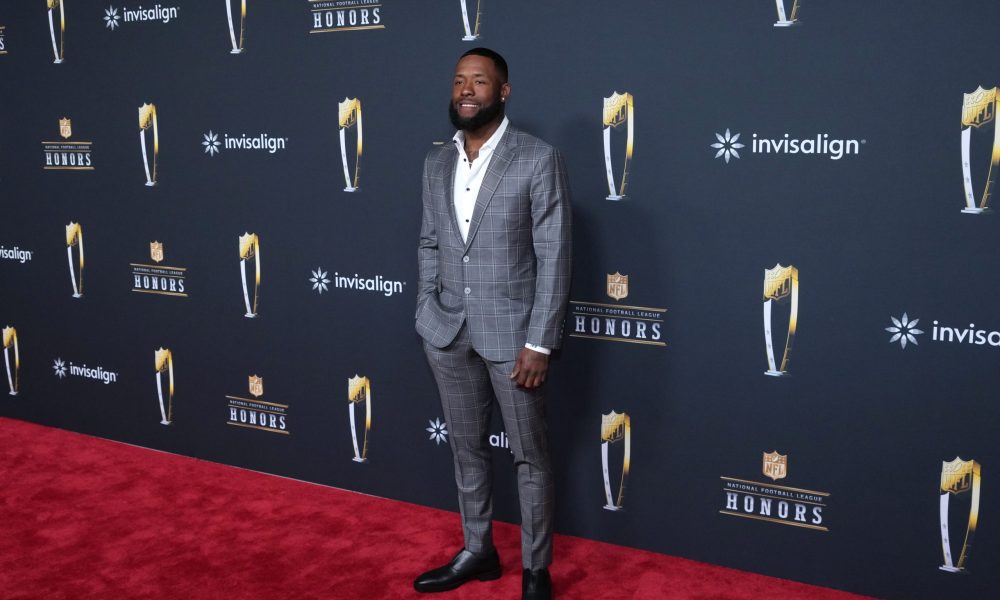 Cardinals' Budda Baker wins Art Rooney Sportsmanship award at 2026 NFL Honors