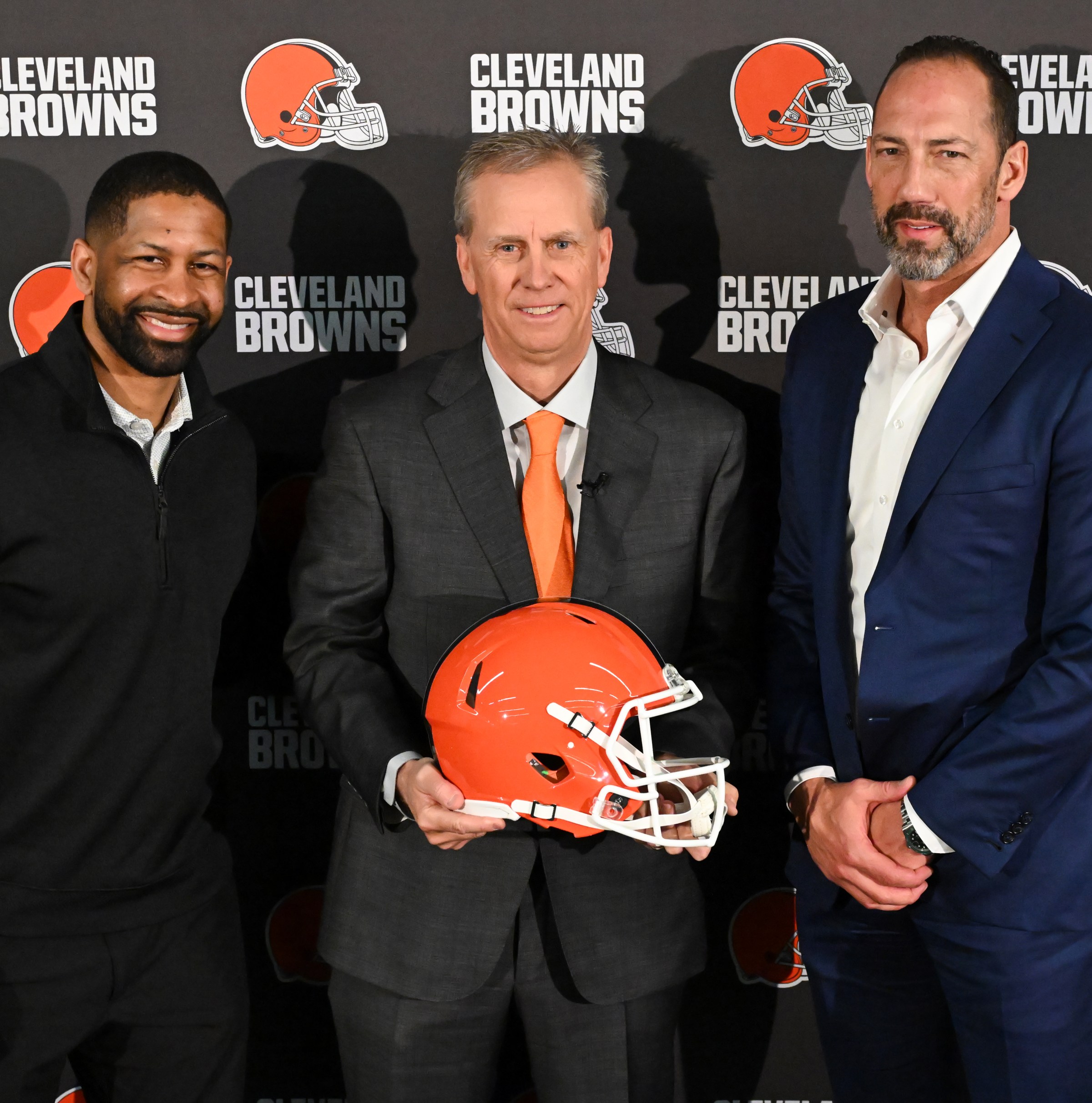 Browns HC Todd Monken was in no rush to talk to DC Jim Schwartz