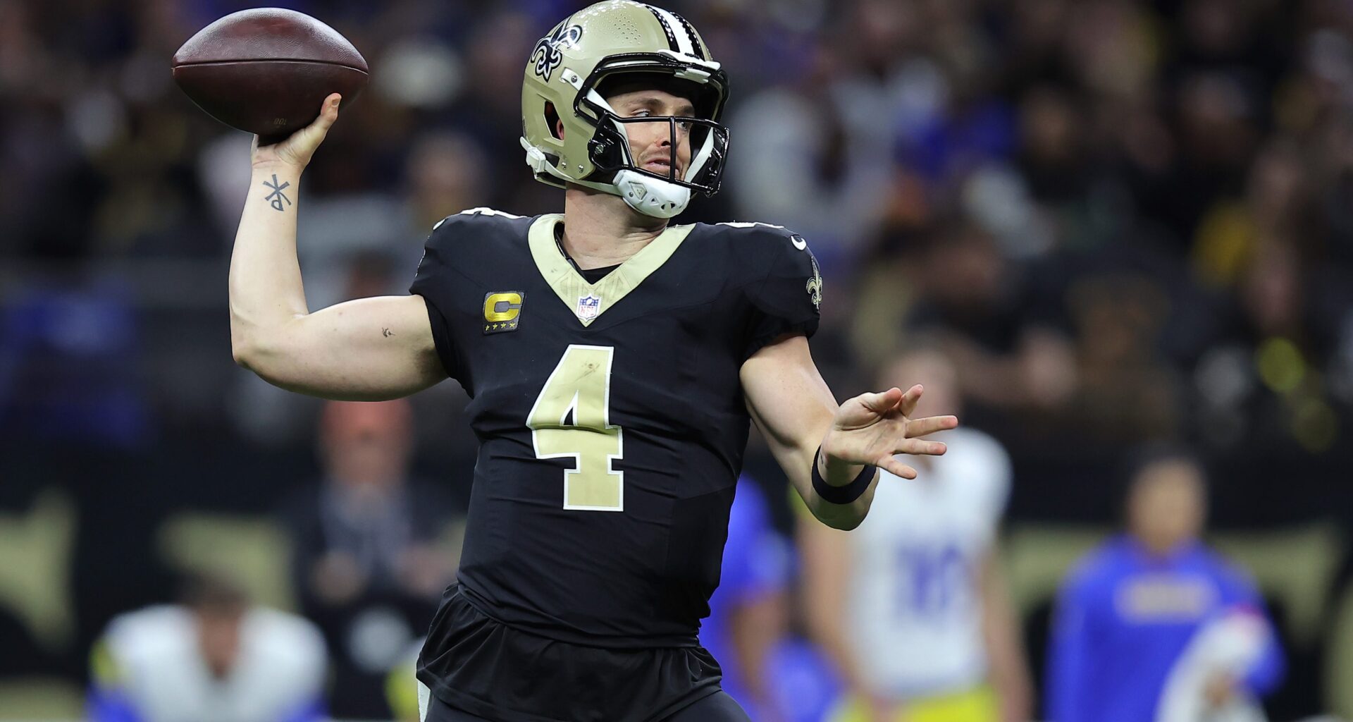 Saints QB Derek Carr Could Come out of Retirement to Join Jets