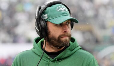 Source: Adam Gase ends NFL hiatus to join Chargers' staff