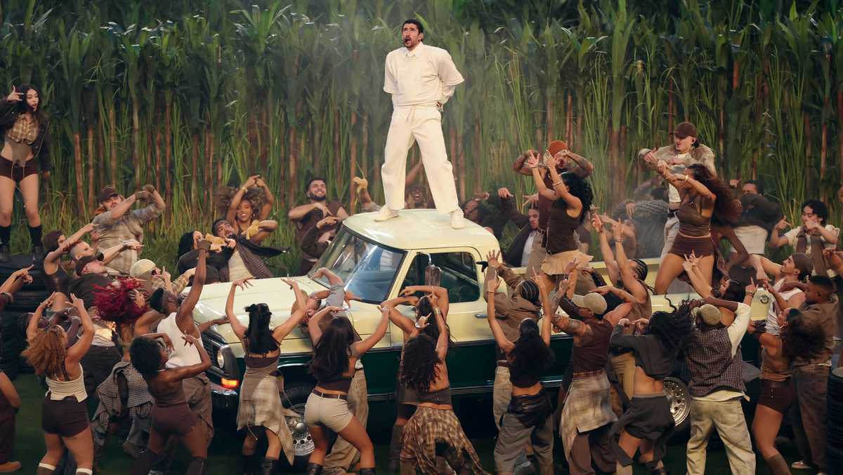 Bad Bunny is a huge 49ers fan, honors late uncle in halftime show