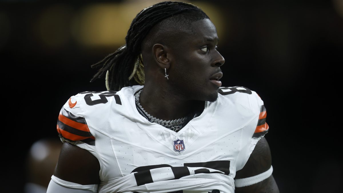 Browns Linked to 'Dynamic Vertical' Tight End to Replace Njoku