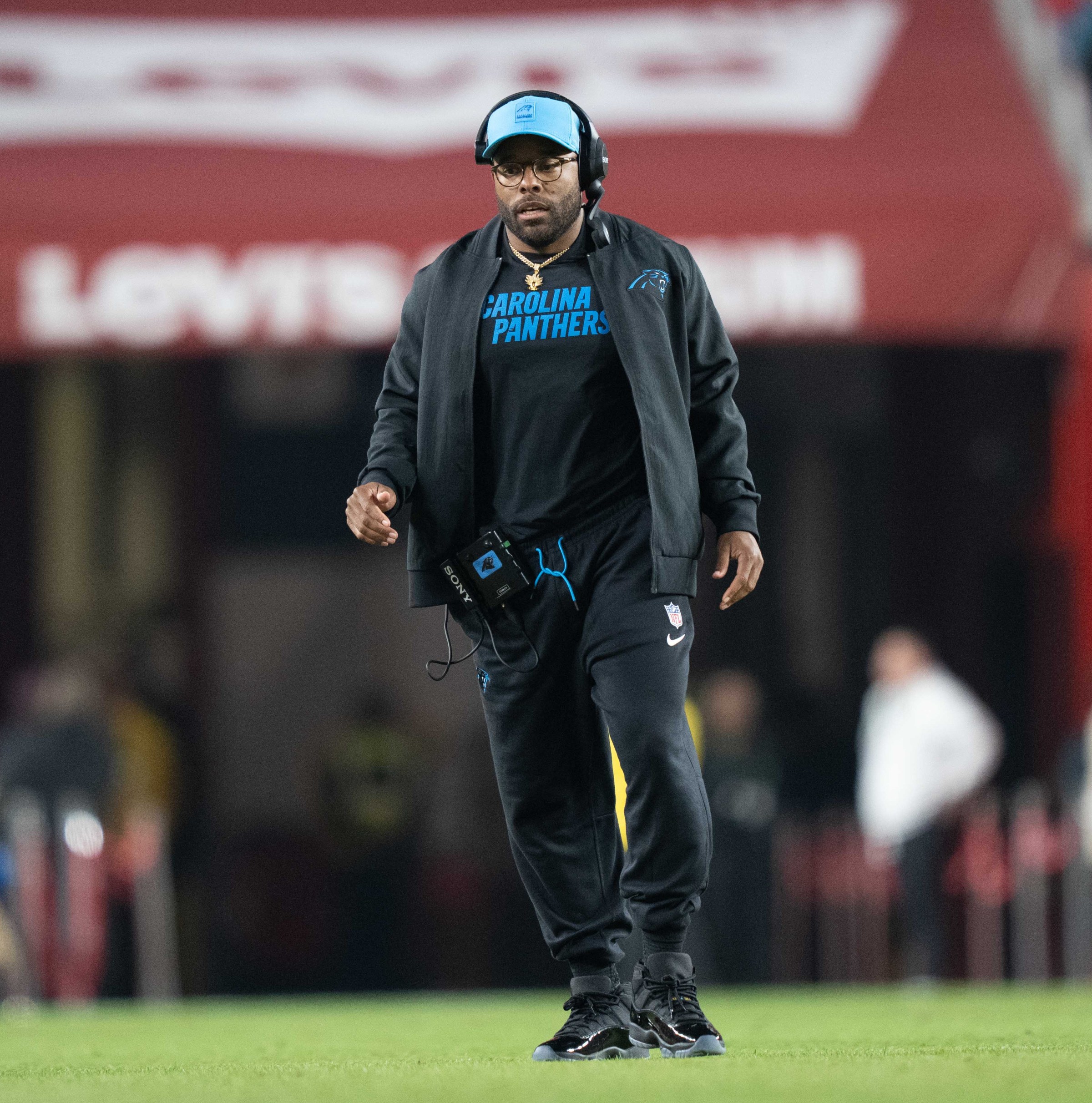 Daily Dawg Chow 2/10; Cleveland Browns’ DC search intensifies this week