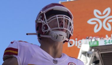 Chiefs Urged to Keep Starter Who's Set to Become Free Agent