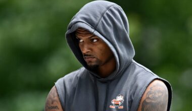Former Sports Agent Drops Cold Truth About Deshaun Watson 