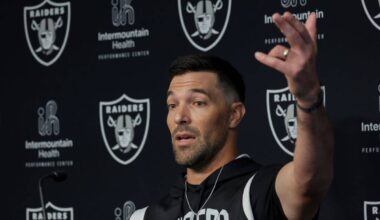 Raiders promote Rob Leonard to defensive coordinator: Source