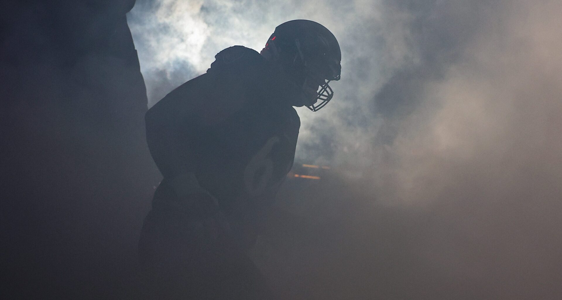 Raiders Get Bad News on Pursuit of Top FA With Rival's Interest