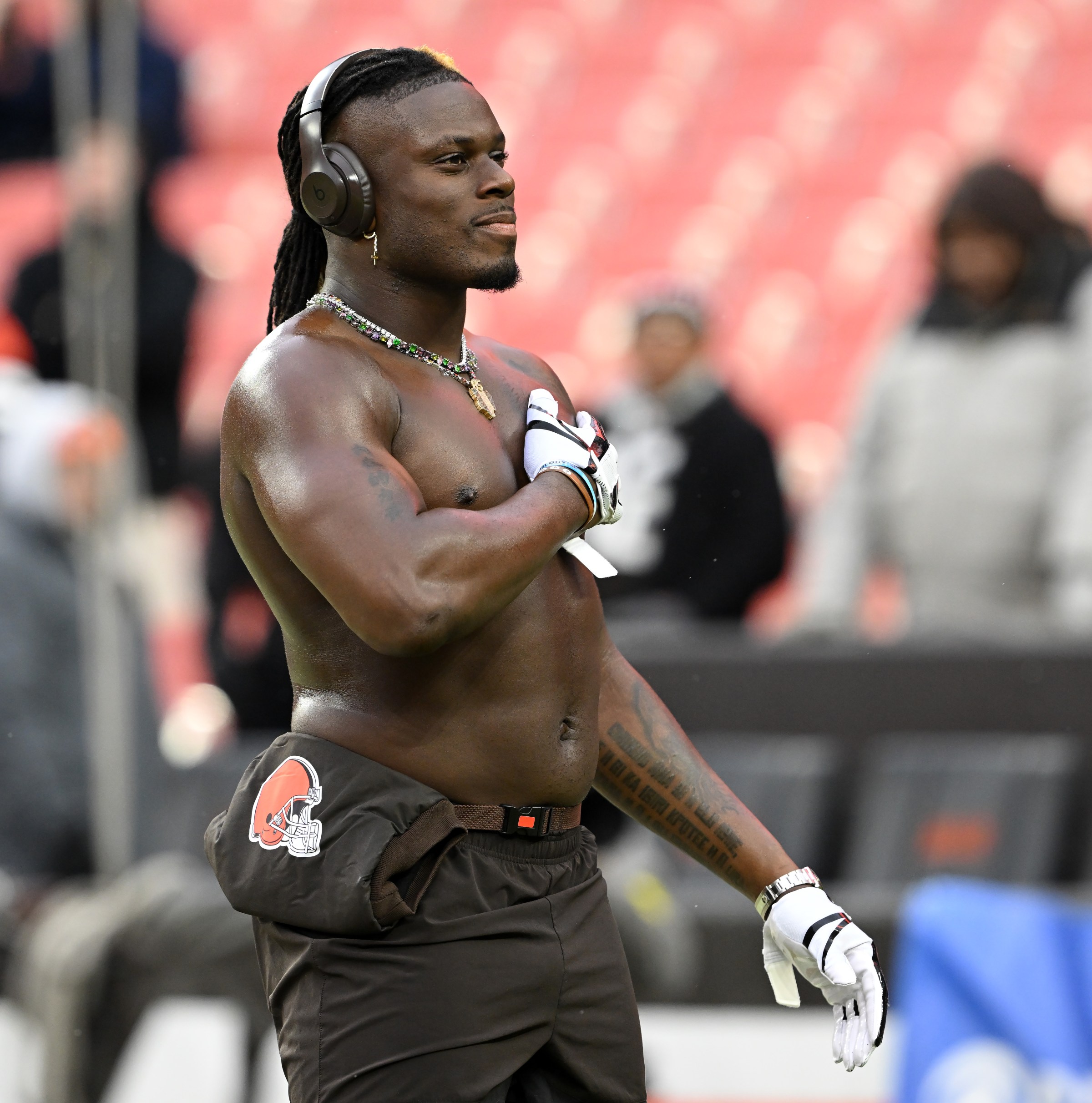 Saturday Dawg Chow (2/14): The calm before the offseason storm