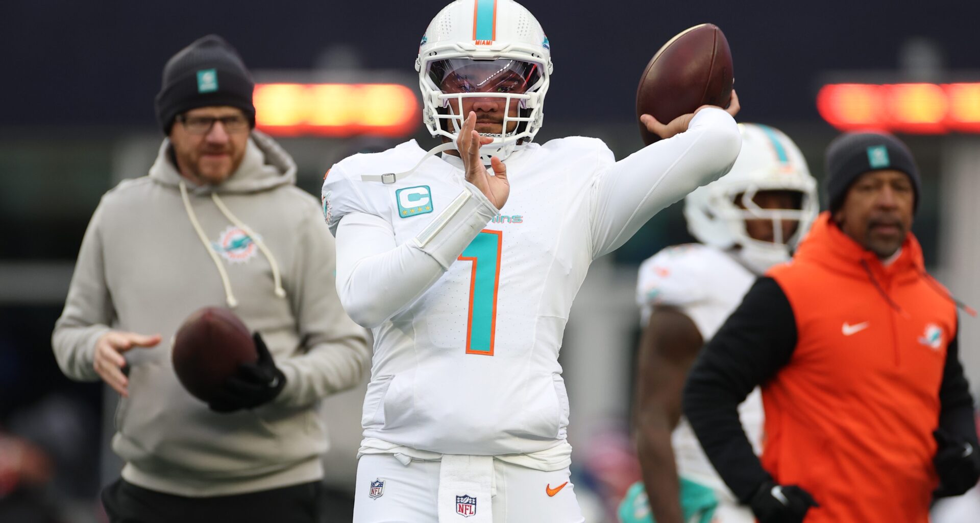 Insider Drops Truth Bomb on Dolphins' Tua Tagovailoa Trade Plans