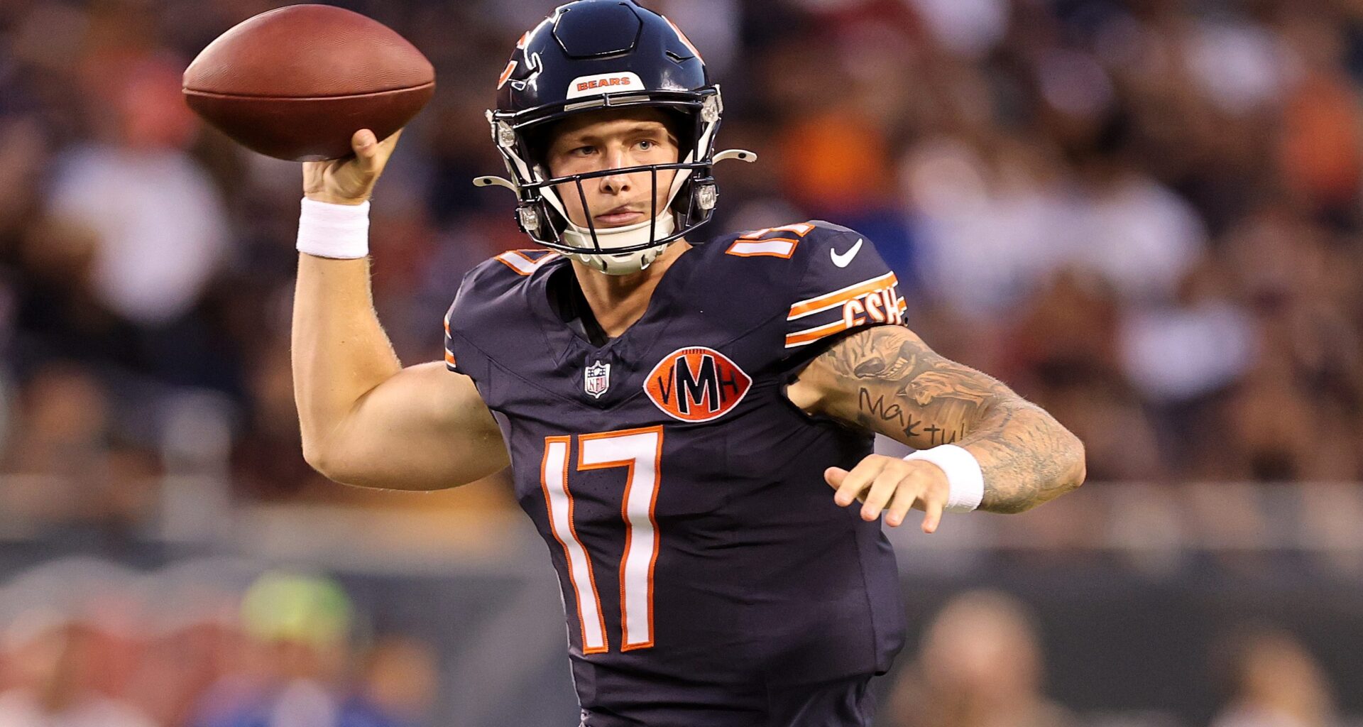 Cardinals 'Intrigued' by Trade Pursuit of Rising NFC Quarterback