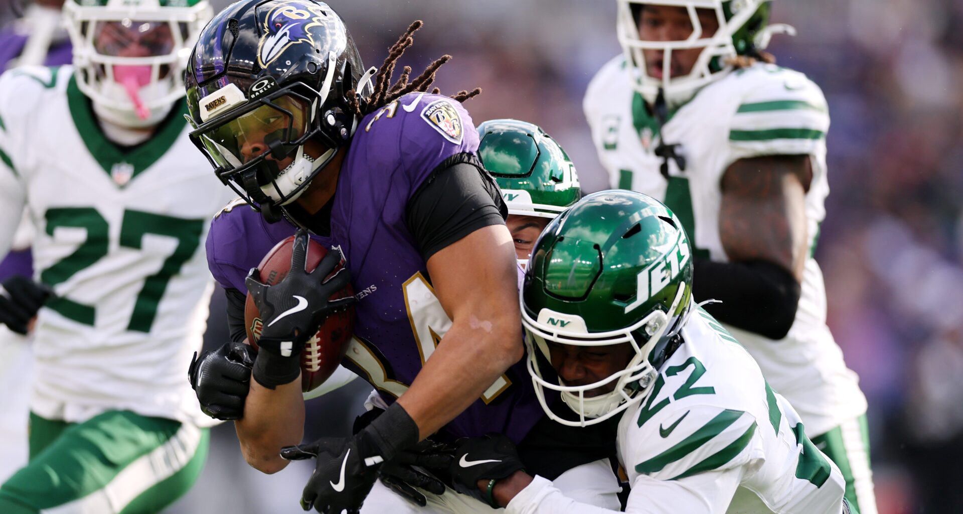 Jets Free Agent Tony Adams Expected to Command Big Interest