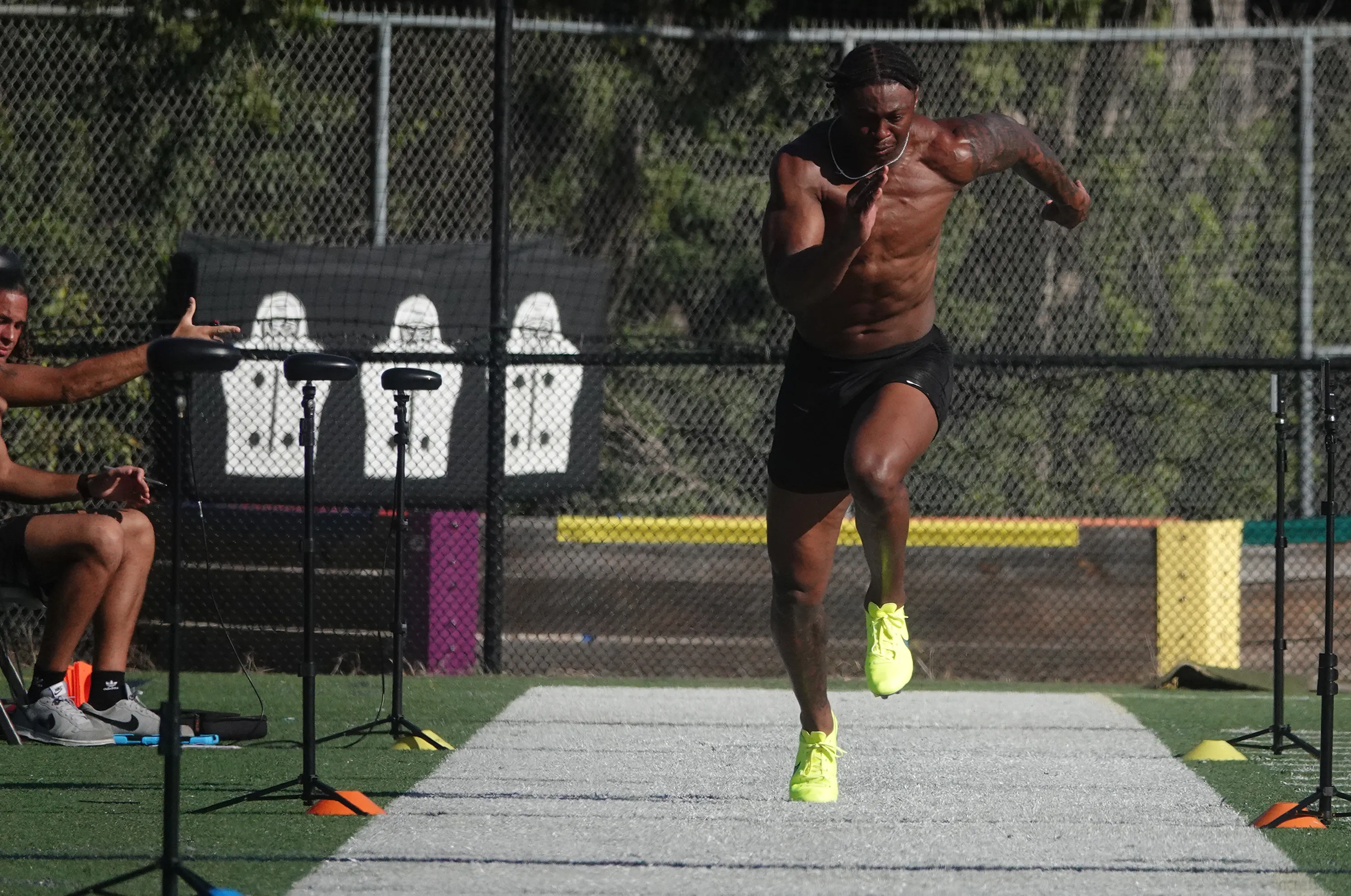 Georgia wide receiver Colbie Young runs at Bommarito Performance Systems...