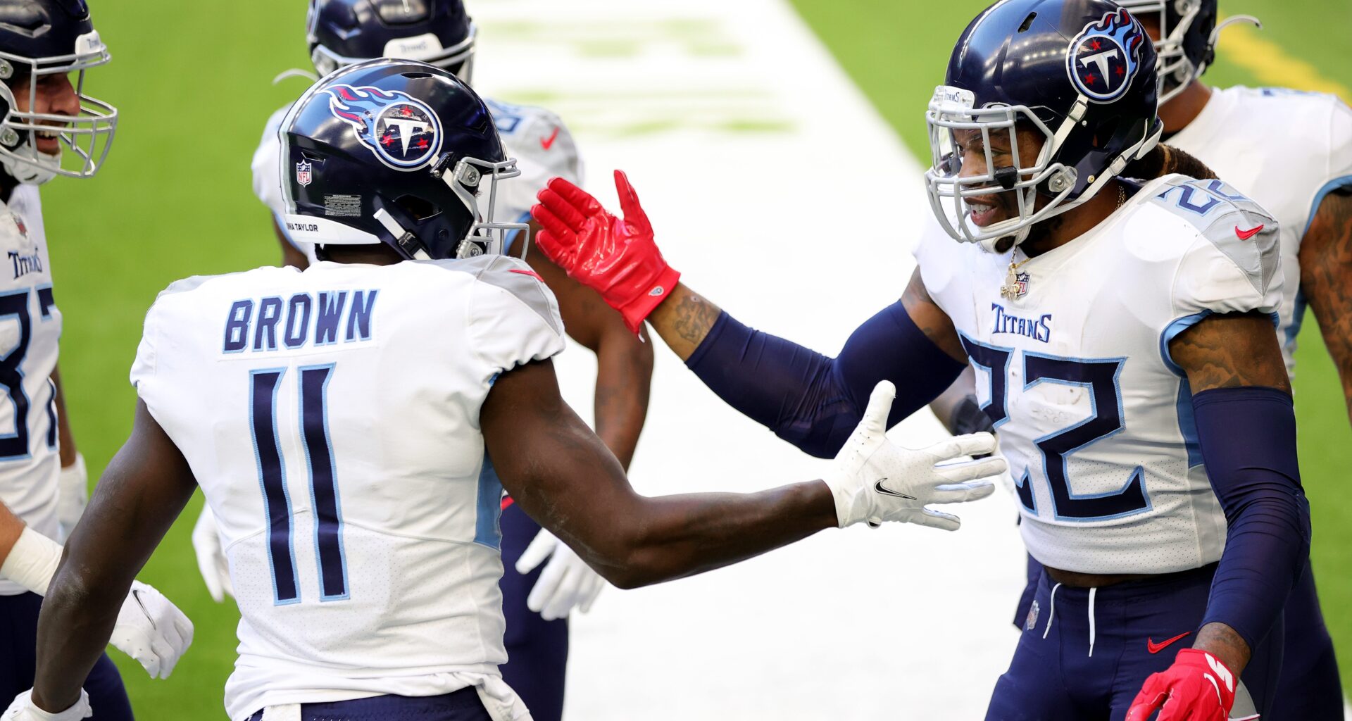 Eagles Star A.J. Brown Breaks Silence on Derrick Henry’s Ravens Recruitment