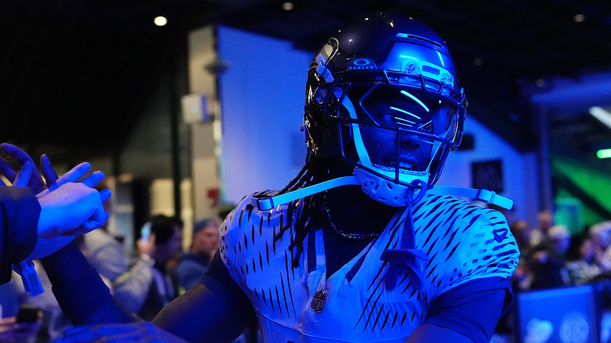 Raiders Need to Sign Projected $42 Million All-Pro Speedster WR