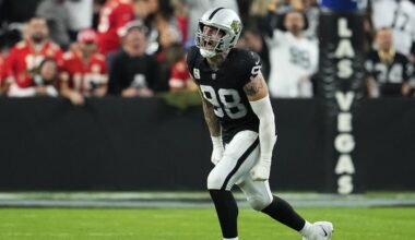 ESPN Trade Idea Lands Chargers Possible Khalil Mack Replacement