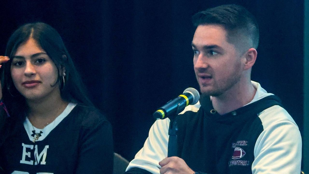 Long Island programs attend Jets' HS girls flag football media day