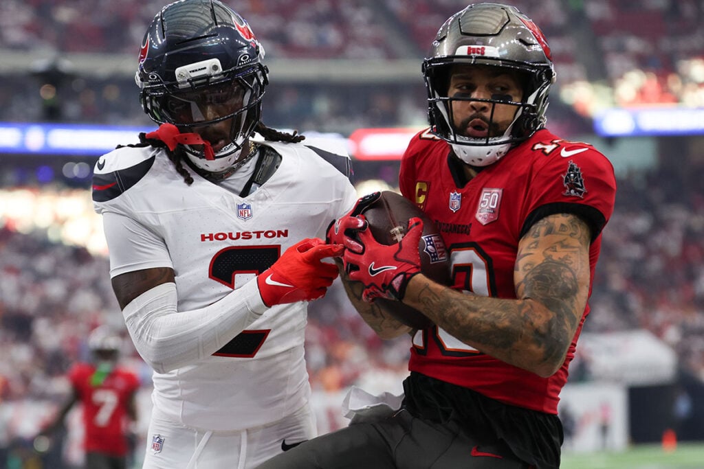Bucs Mailbag: Latest On Mike Evans, Trading Up For Sonny Styles 3 Bucs Wr Mike Evans And Texans Cb Derek Stingley Jr.