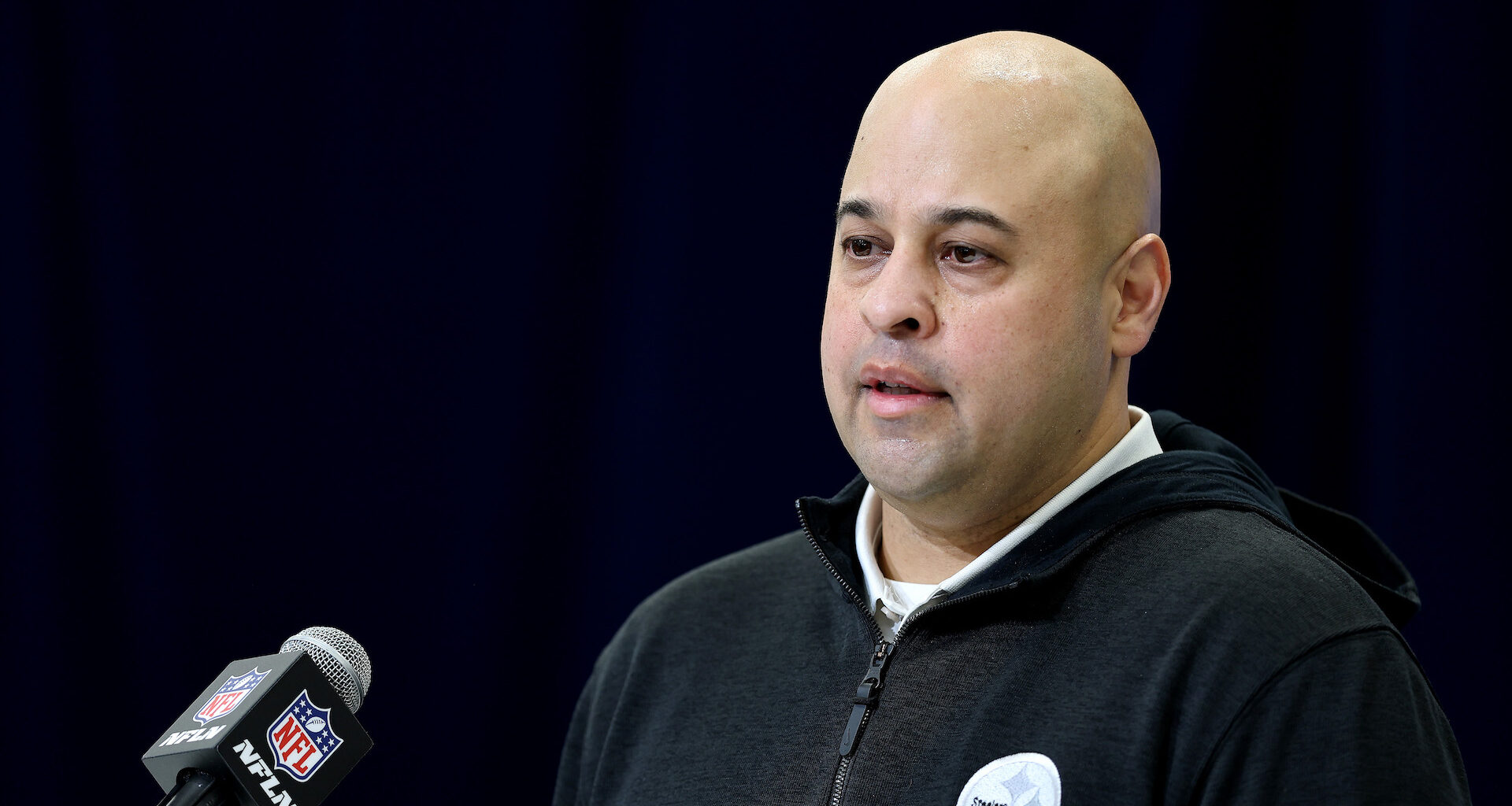 Proposed NFL Trade Has Steelers Abruptly Cut Ties With Former All-Pro