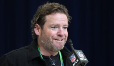 Seahawks' Schneider: 'Business as usual' with team for sale