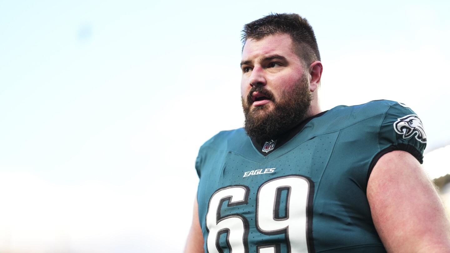 Landon Dickerson makes it clear he's coming back