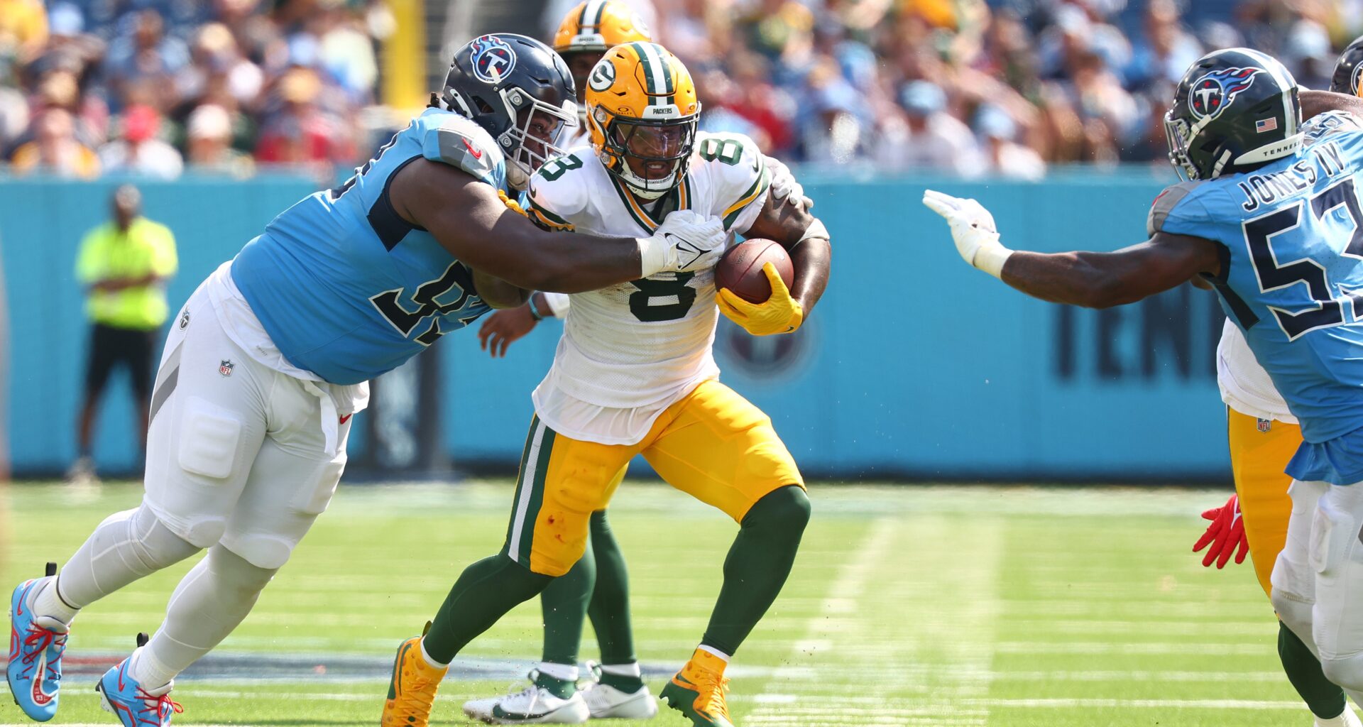 Jets Receive 'A-' Grade for Stealing T'Vondre Sweat in Titans Trade