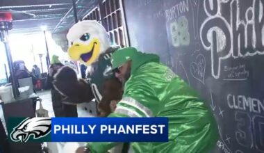 Fans celebrate ESPN's 'Philly Special' documentary at Philly Phanfest