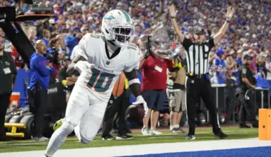 Saints longshot to land Tyreek Hill