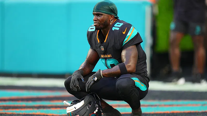 Saints should not pursue Tyreek Hill signing