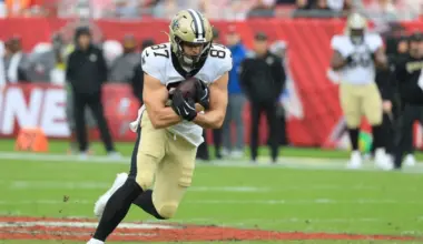 Should Saints bring back TE Foster Moreau?