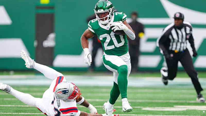 Free Agent Targets: RB Breece Hall breakdown