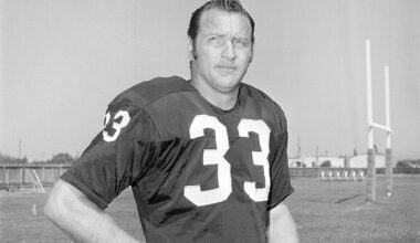 Billy Cannon, Sr. tight end for the Oakland Raiders, Aug. 15, 1970. (AP Photo/Lennox McLendon)